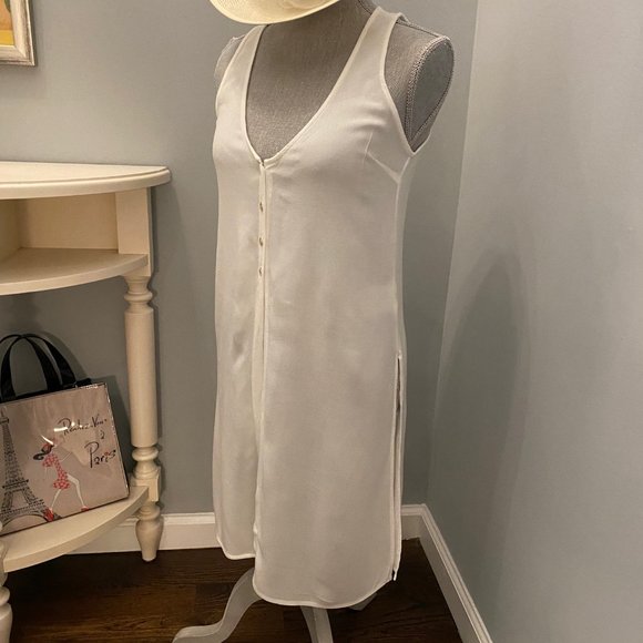 NWT Guess 1981 LA Open sides White Top XS - Picture 1 of 6